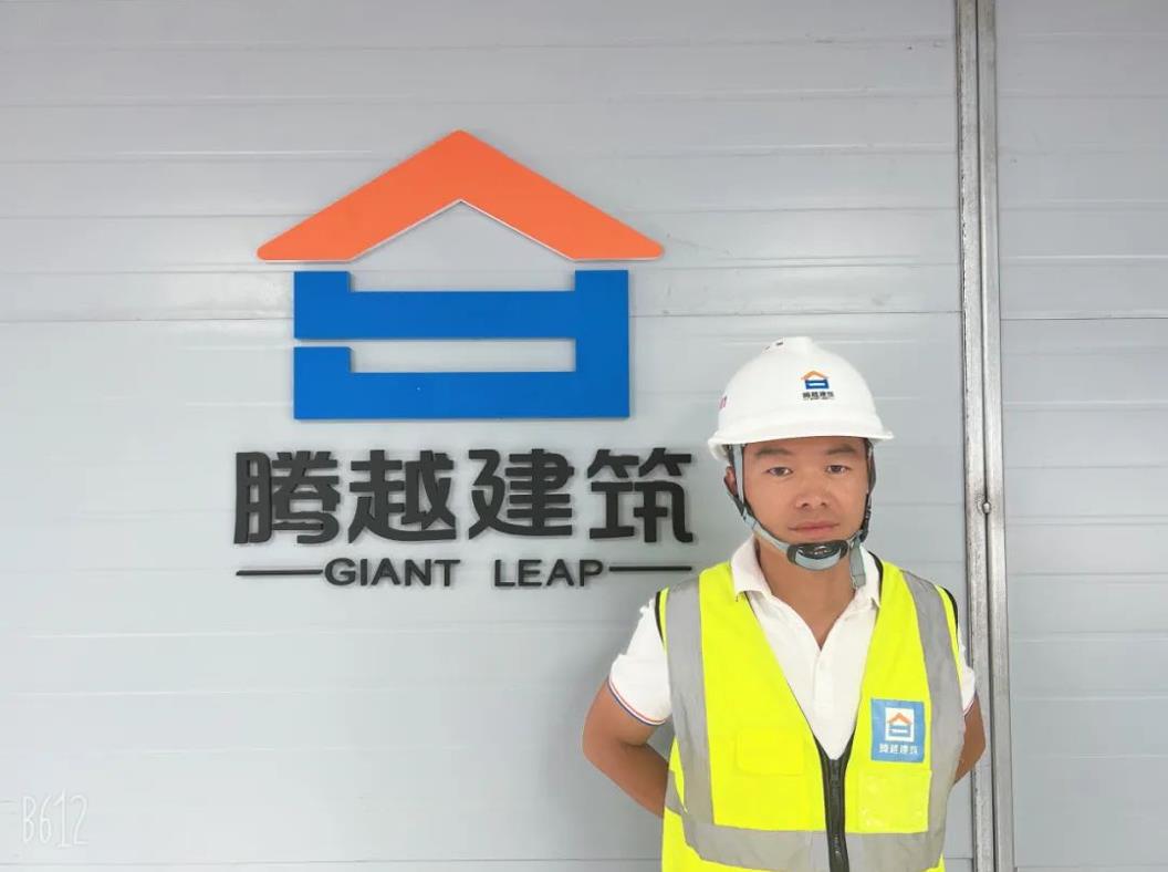先鋒人物|相伴12年，從“人民衛(wèi)士”到“騰越鐵軍”